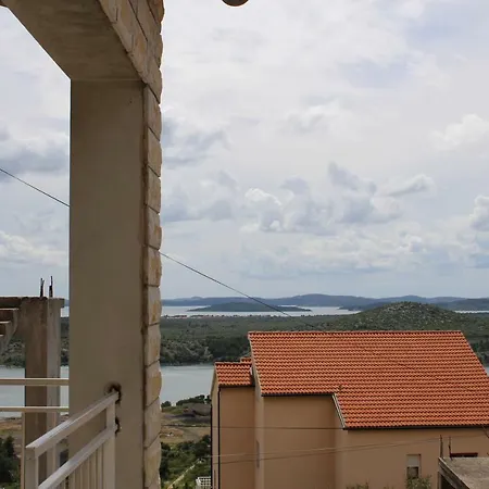 Studio Apartman Ana Sibenik Exterior photo